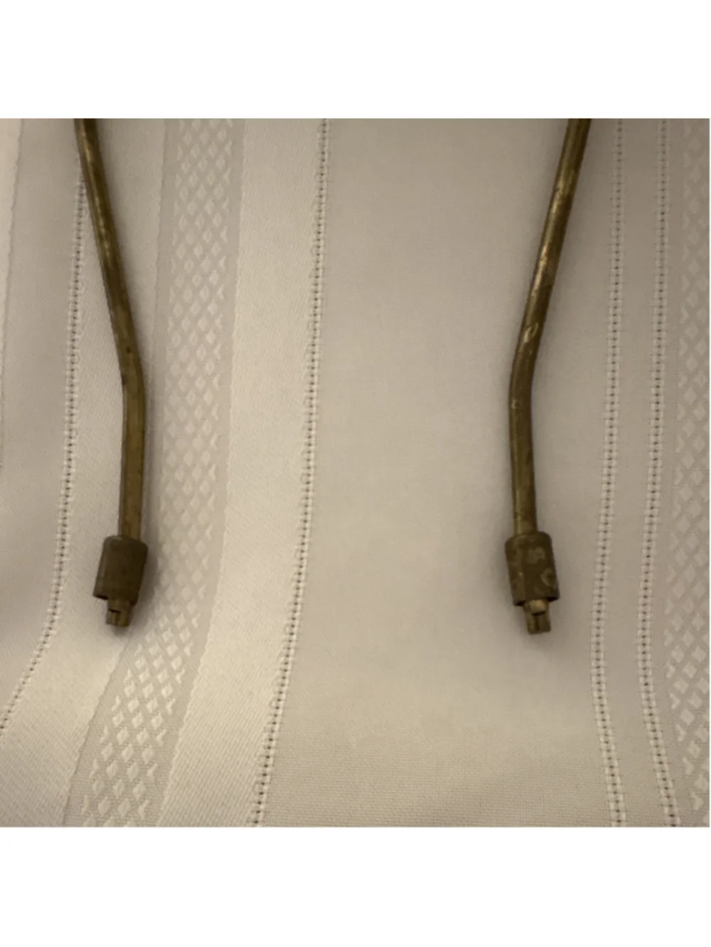 Brass Metal Lamp Harp Frame with Top Saddle Socket Holder for Lamp Shade